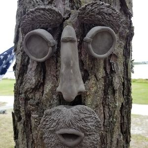 Meet your Posher, Gregory